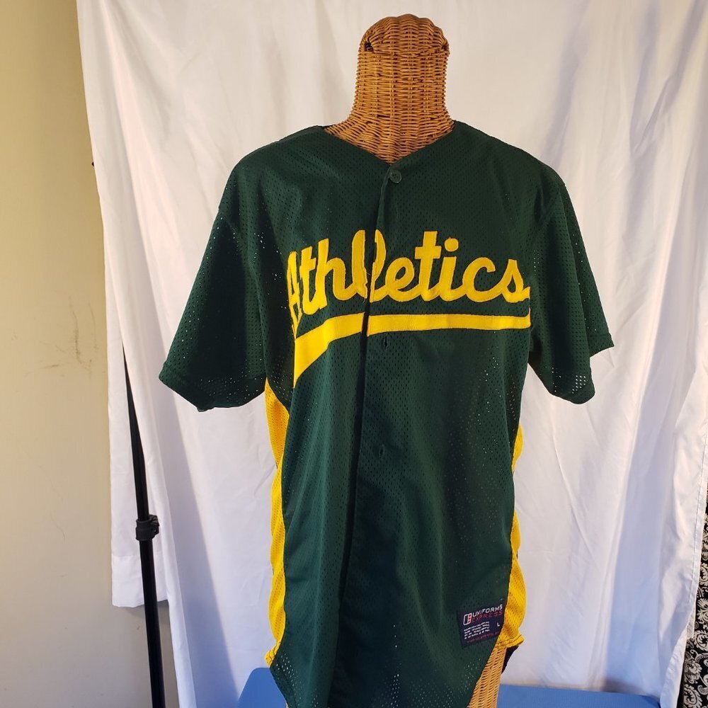 Oakland Athletics Majestic Green and Gold Button Up Baseball Jersey Size L